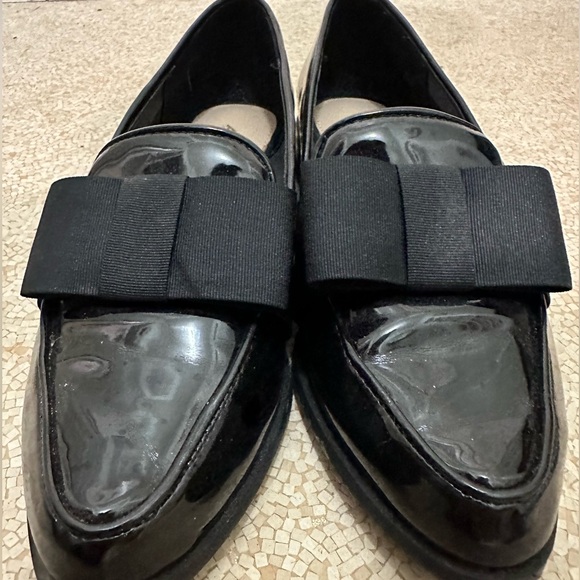 ALDO 🖤 Patent bow loafers!!! - Picture 6 of 6